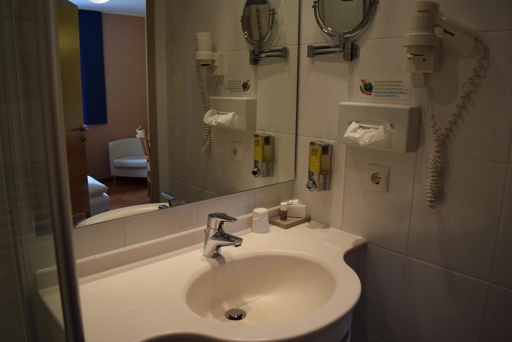 Bio Hotel Bayerischer Wirt Aψβούργη Εξωτερικό φωτογραφία